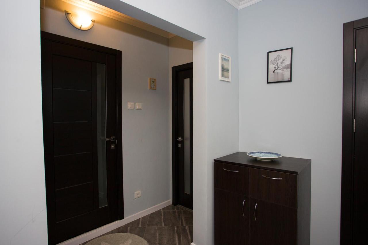 Apartament Curat Si Confortabil Str. Ismail 86 In Centrul Chisinauluiアパートメント エクステリア 写真
